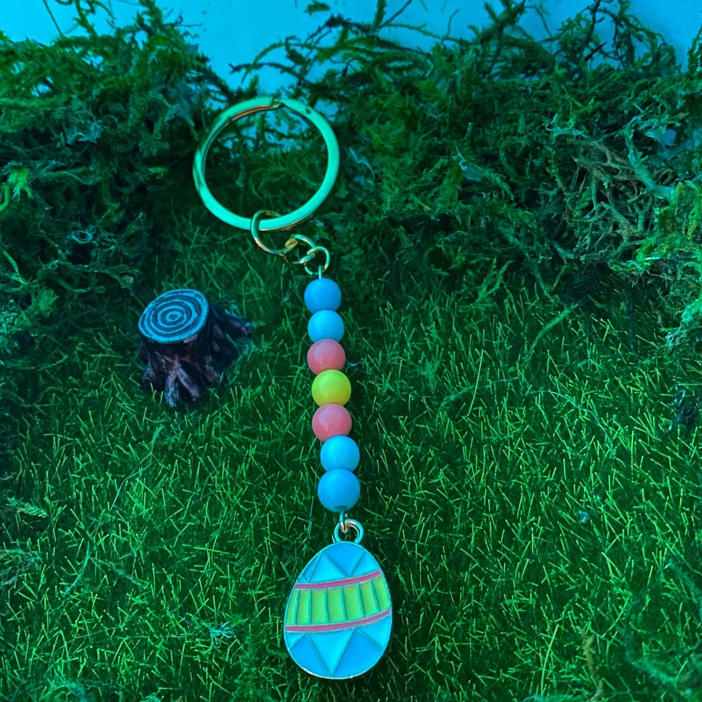 Easter Egg Keychain - Picture 4 of 4